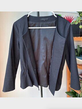 Theory 00's Black Cinched Waist Blazer - Made in the USA - Size 8
